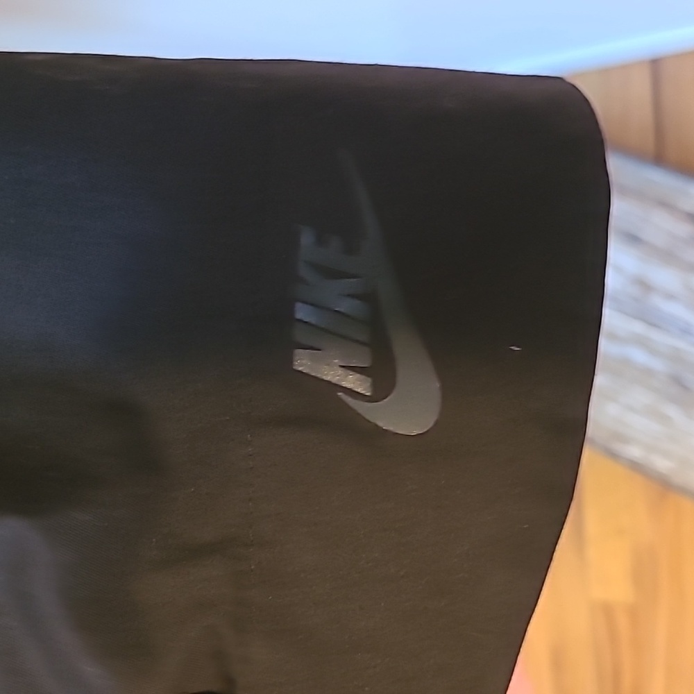 Nike Jacket - Picture 4 of 8